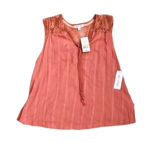 Skylar + Jade rose blouse lace sleeveless NWT